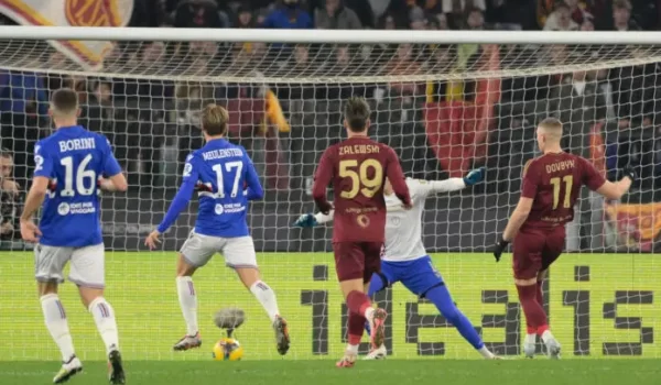 Poker giallorosso, quattro gol alla Samp e Roma ai quarti