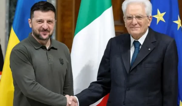 Mattarella a Zelensky “Confermo pieno e costante sostegno”