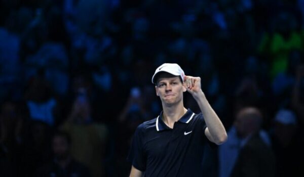 Atp Finals, Sinner batte Medvedev e vola in semifinale da primo