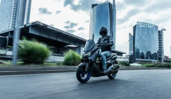 Yamaha, arrivano i nuovi NMAX 125